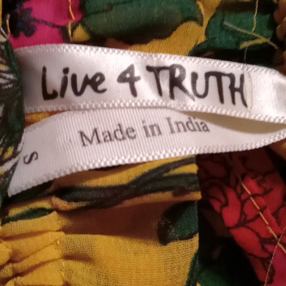 Size small yellow floral crop top - Picture 5 of 5